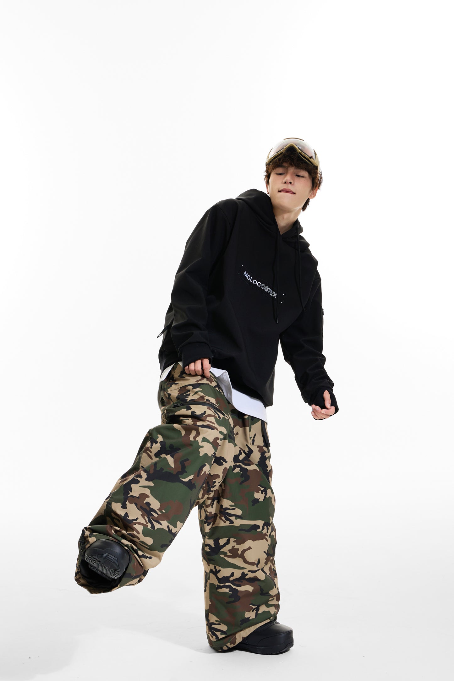 CAMO SNOW PANTS